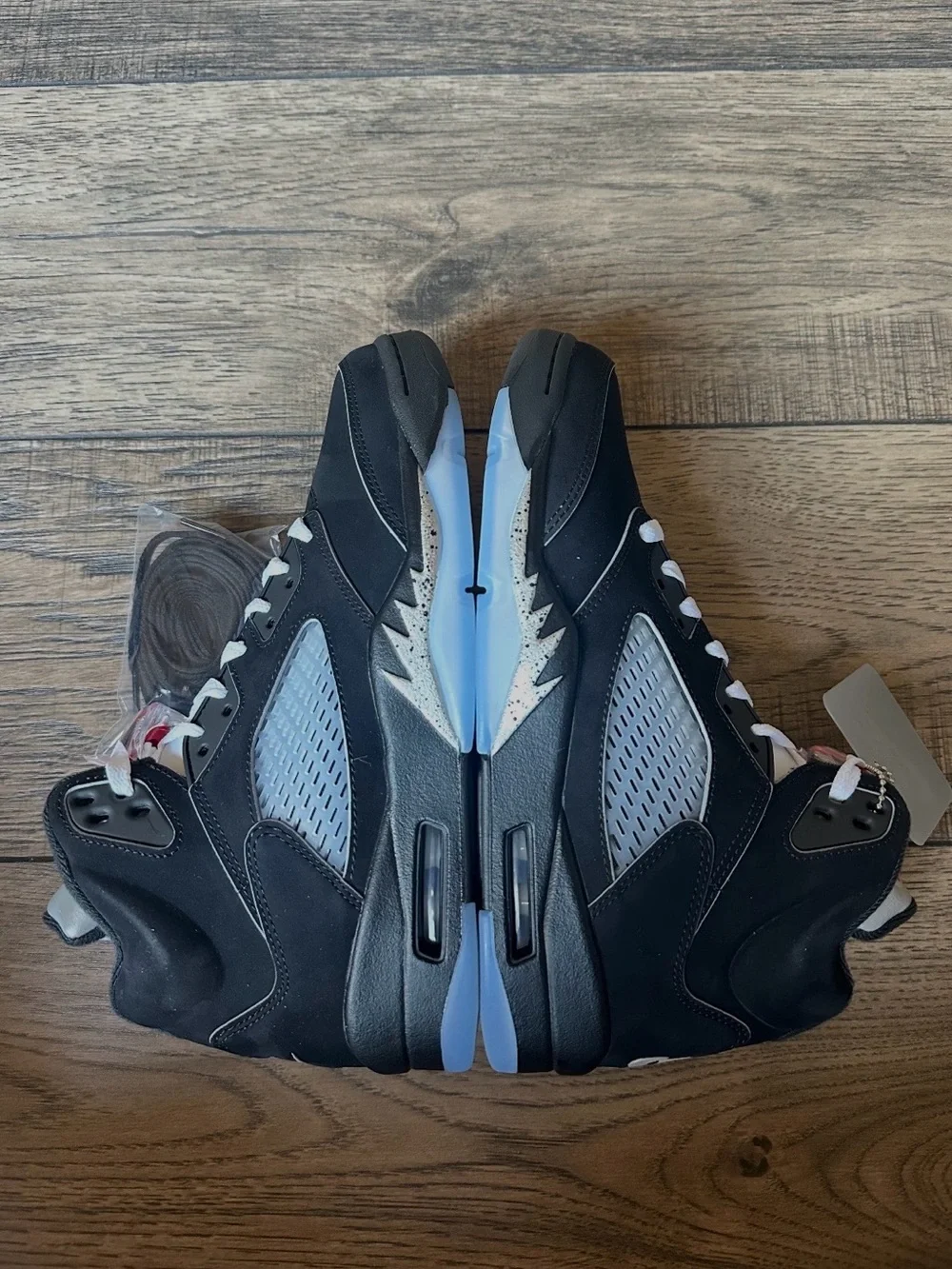 Air Jordan 5 Retro OG Black Metallic Reimagined 2025 -Men’s Athletic Sneakers